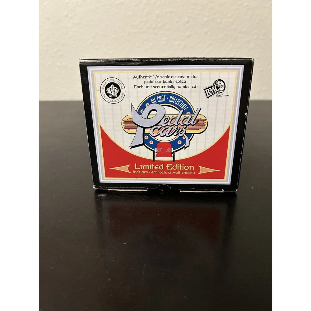 BIG A AUTO PARTS 1947 BMC Racer Pedal Car Bank Limited Edition 1/6